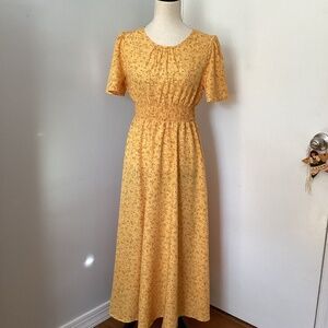 NWT FASHION MATERNITY SIZE S FLORAL YELLOW MAXI DRESS SHORT BELL SLEEVE